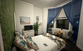 Green Paradise Apartments